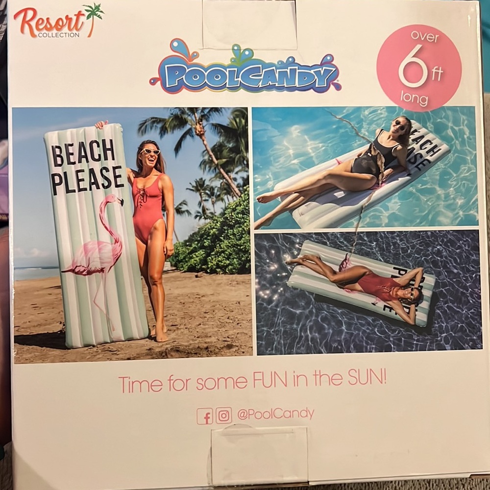 Pool Candy Resort Collection Flamingo “Beach Please” Deluxe Pool Raft - Picture 4 of 4